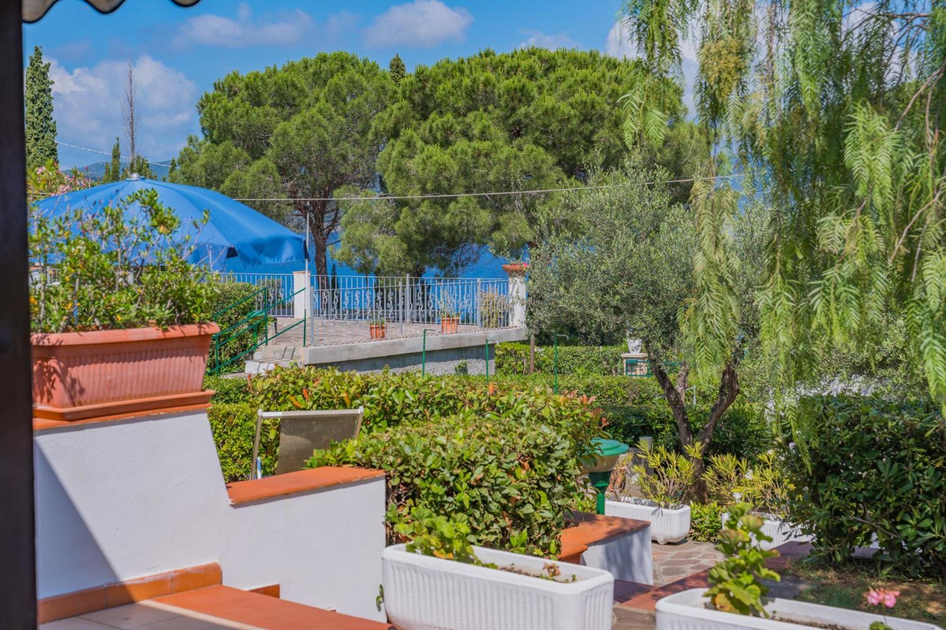 Residence Baia Delle Grazie Casa Morcone Ngoại thất bức ảnh